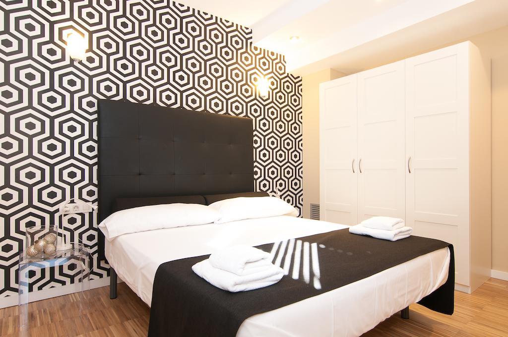 Blue Apartments Barcelona Room photo