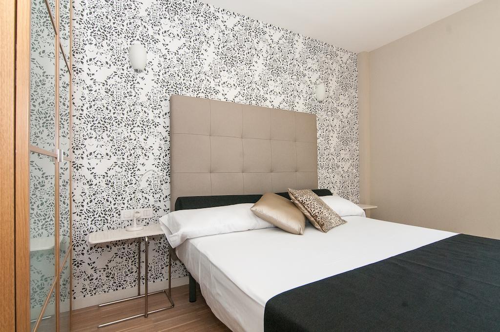 Blue Apartments Barcelona Room photo